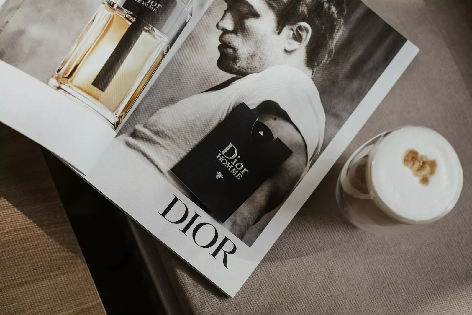 Découvrez les Parfums Homme Ambrés : Chaleur et Profondeur